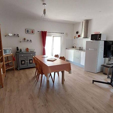 Gite Amanala Poitou Saint-Genest-d'Ambiere Extérieur photo